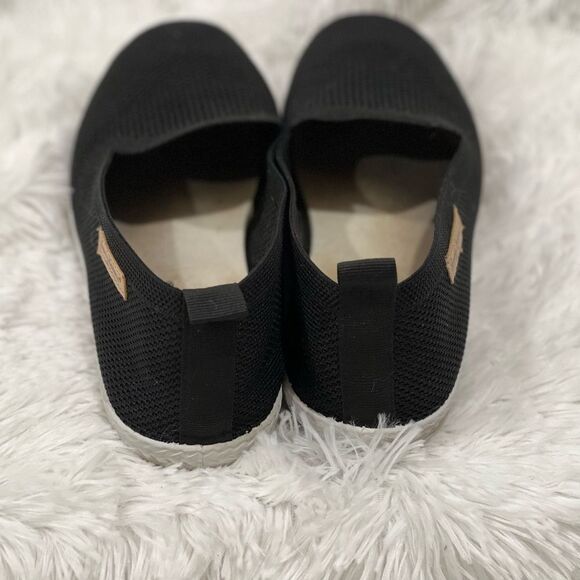 Tommy Bahama Black Slip On Knit Sneakers Memory Foam Loafers Womens Size 7.5 - Picture 5 of 8